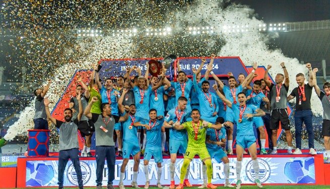 Mumbai City FC the defending champions